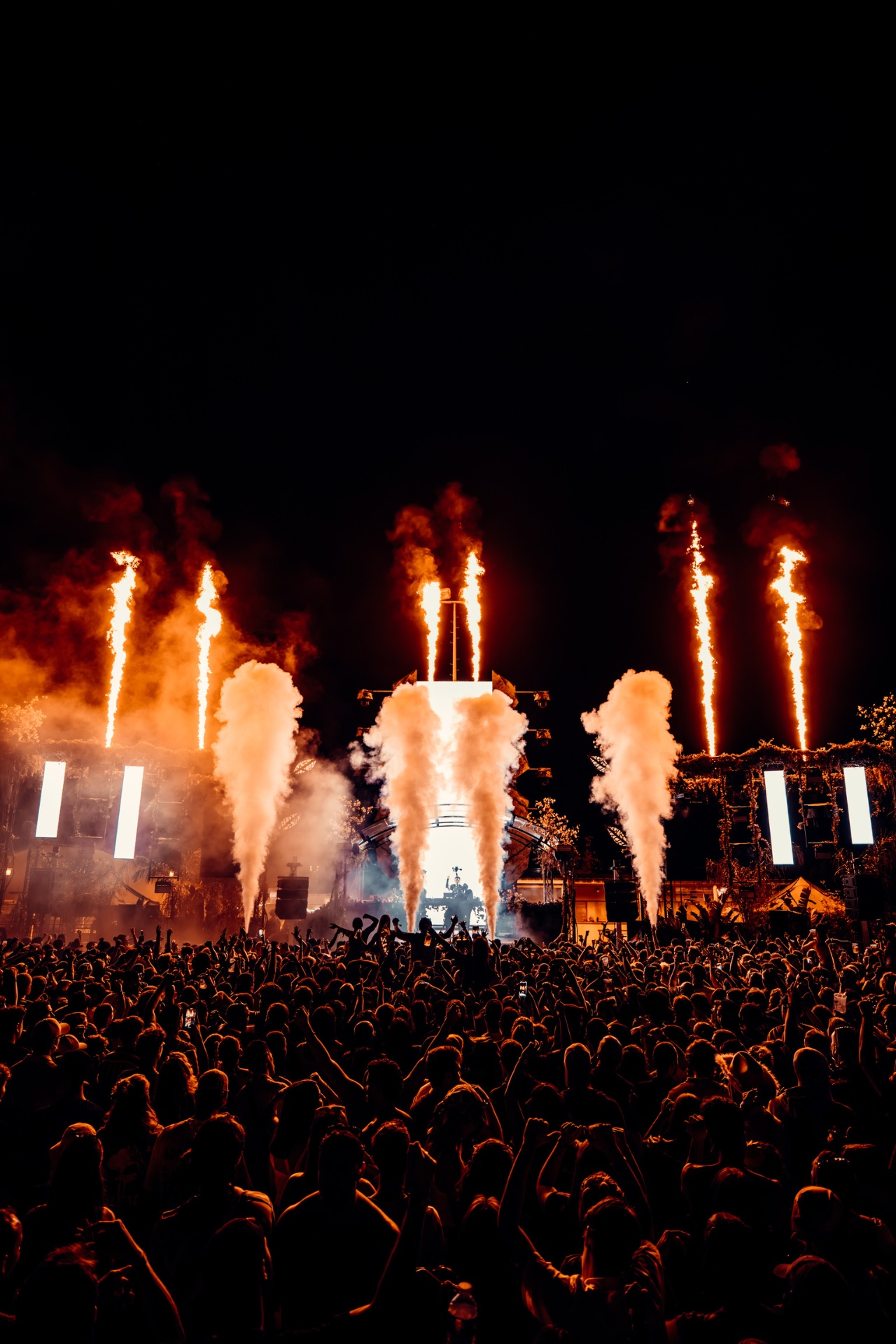 Main Stage Electrolapse